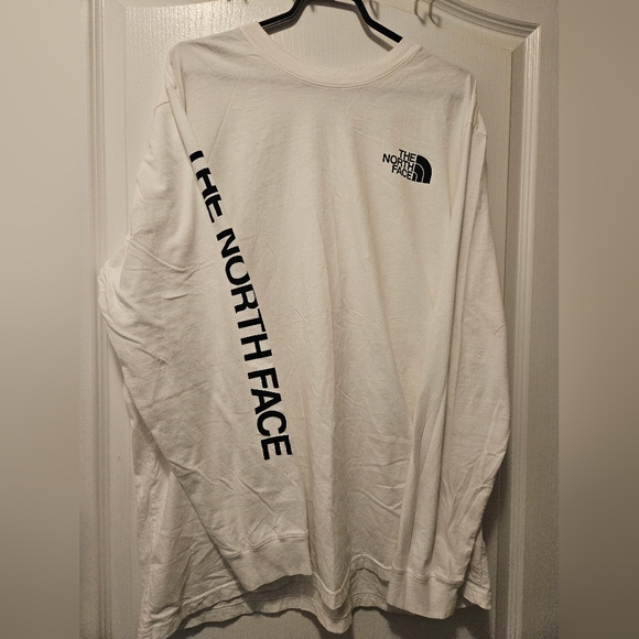 The North Face shirt - Picture 1 of 5